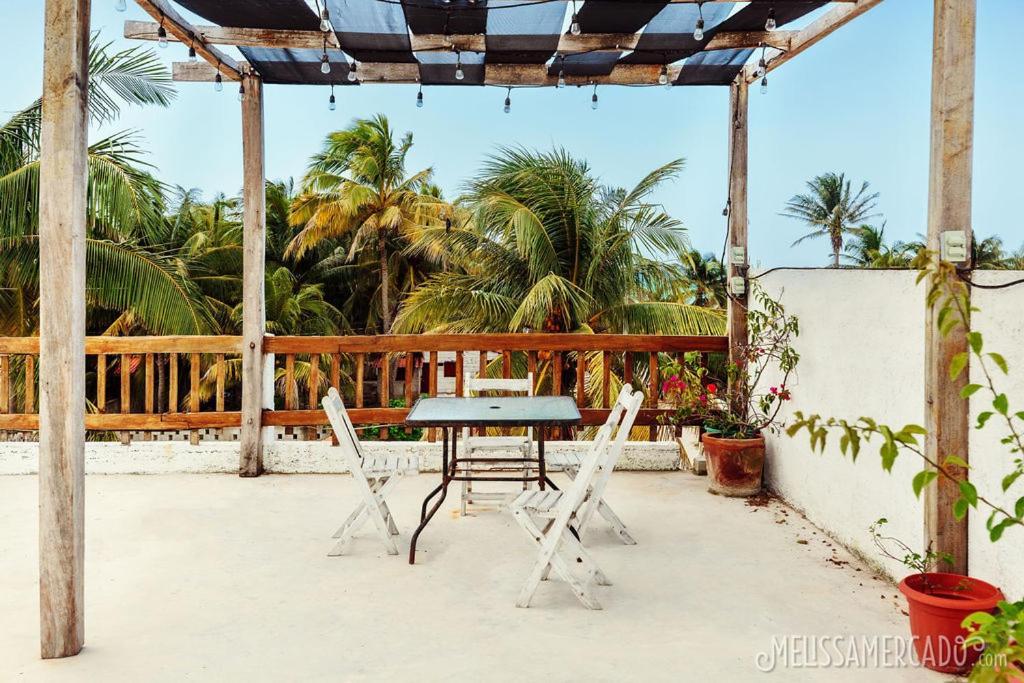 Ah Muzenkab Hotel El Cuyo Exterior photo
